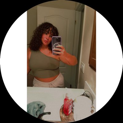 Macy King tweet media