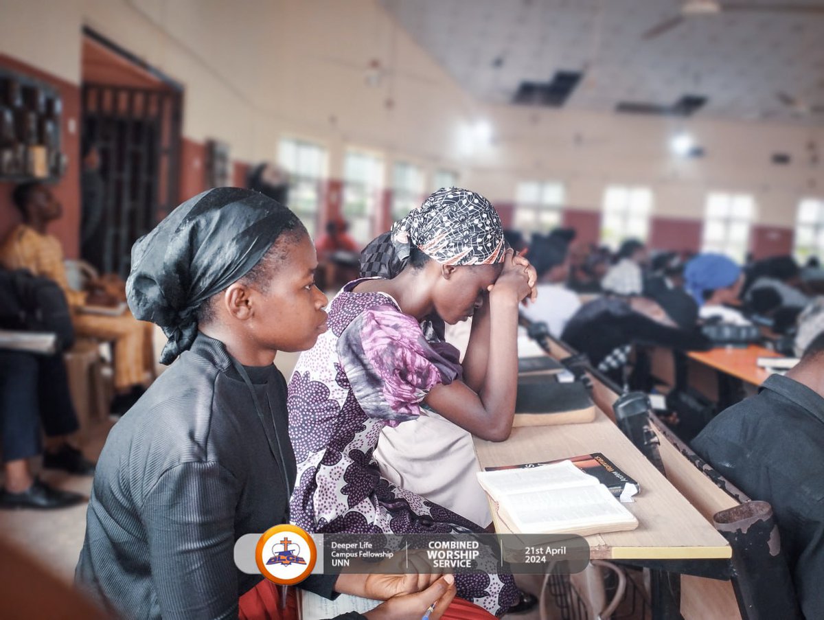 dlcf_unn's tweet photo. Lessons from today's combined service:

💥 Know the value of your life because when you do no matter the extent of someone's offence,you wouldn't respond back in anger.

💥We studied about Moses from the book of Leviticus 21.

📍We also partook of the LORD's SUPPER https://t.co/wrmjd3l08g