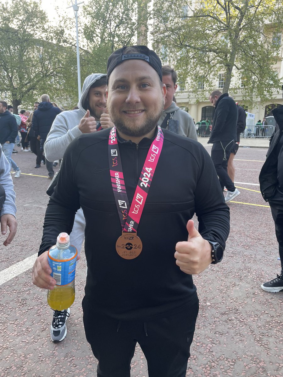 PertempsMedical's tweet image. Our own @jackBruno smashed the @LondonMarathon today. 
Totally inspiring run for a totally inspiring charity @GreatOrmondSt 

Raised over £3000 
Get in 👊👊👊