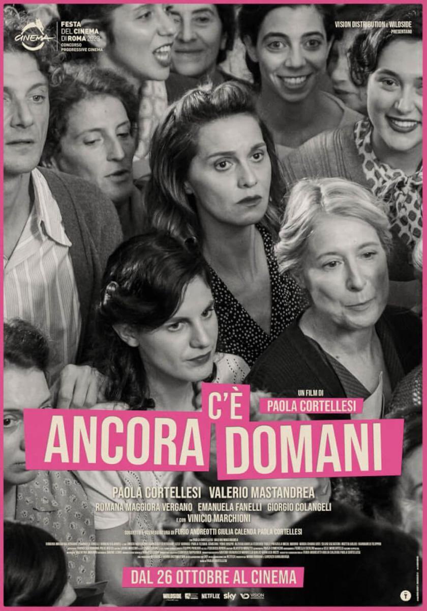 🎥🎥
Corred al cine a ver esta maravilla de película. SIEMPRE NOS QUEDARÁ MAÑANA, ha sido un fenómeno en Italia y no me extraña
Menudo canto a la libertad, menudo repaso a lo intolerable
Debut como directora Paola Cortellesi y es una delicia de principio a fin
Estreno 26 de abril