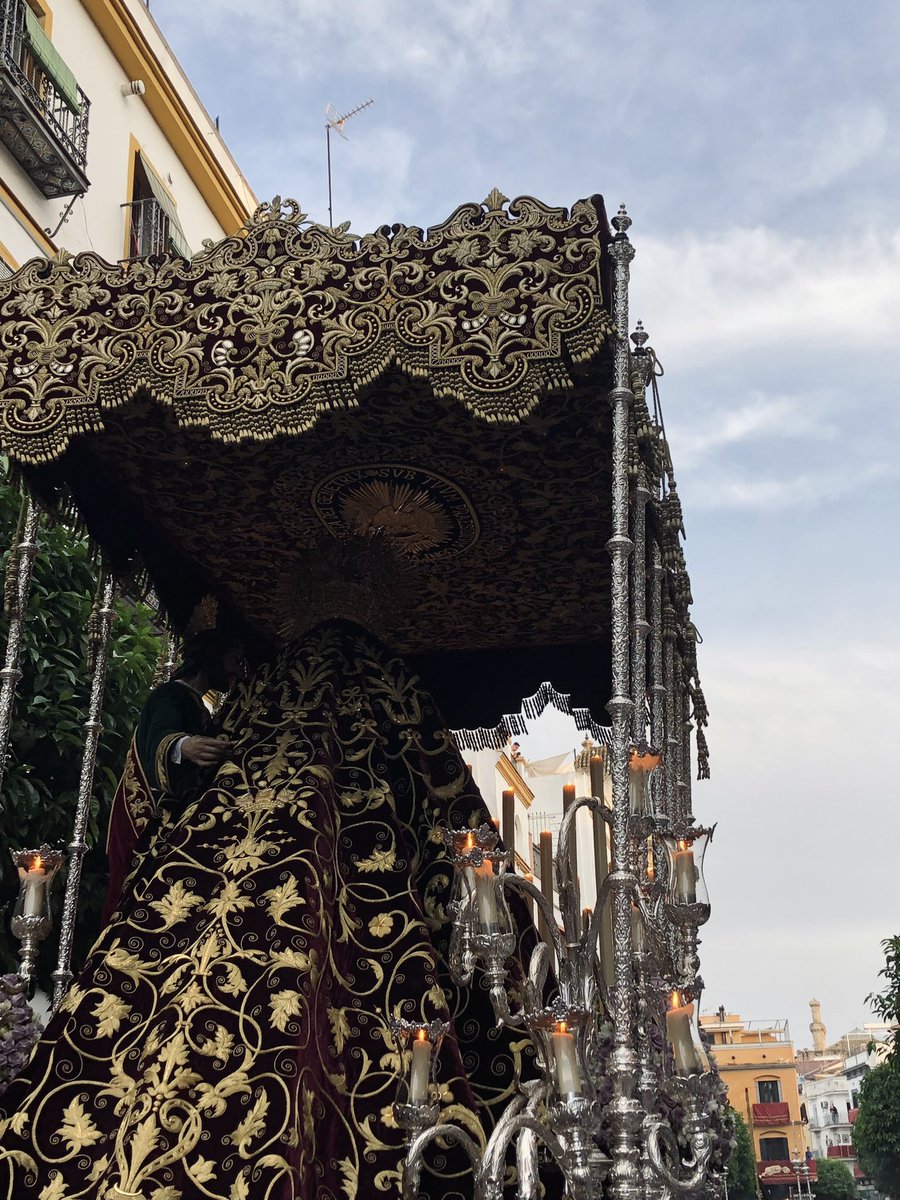 davidcaldeeron_'s tweet photo. Si la Primavera en Sevilla no existiese, habría q inventarla https://t.co/sVWVGpwzPi