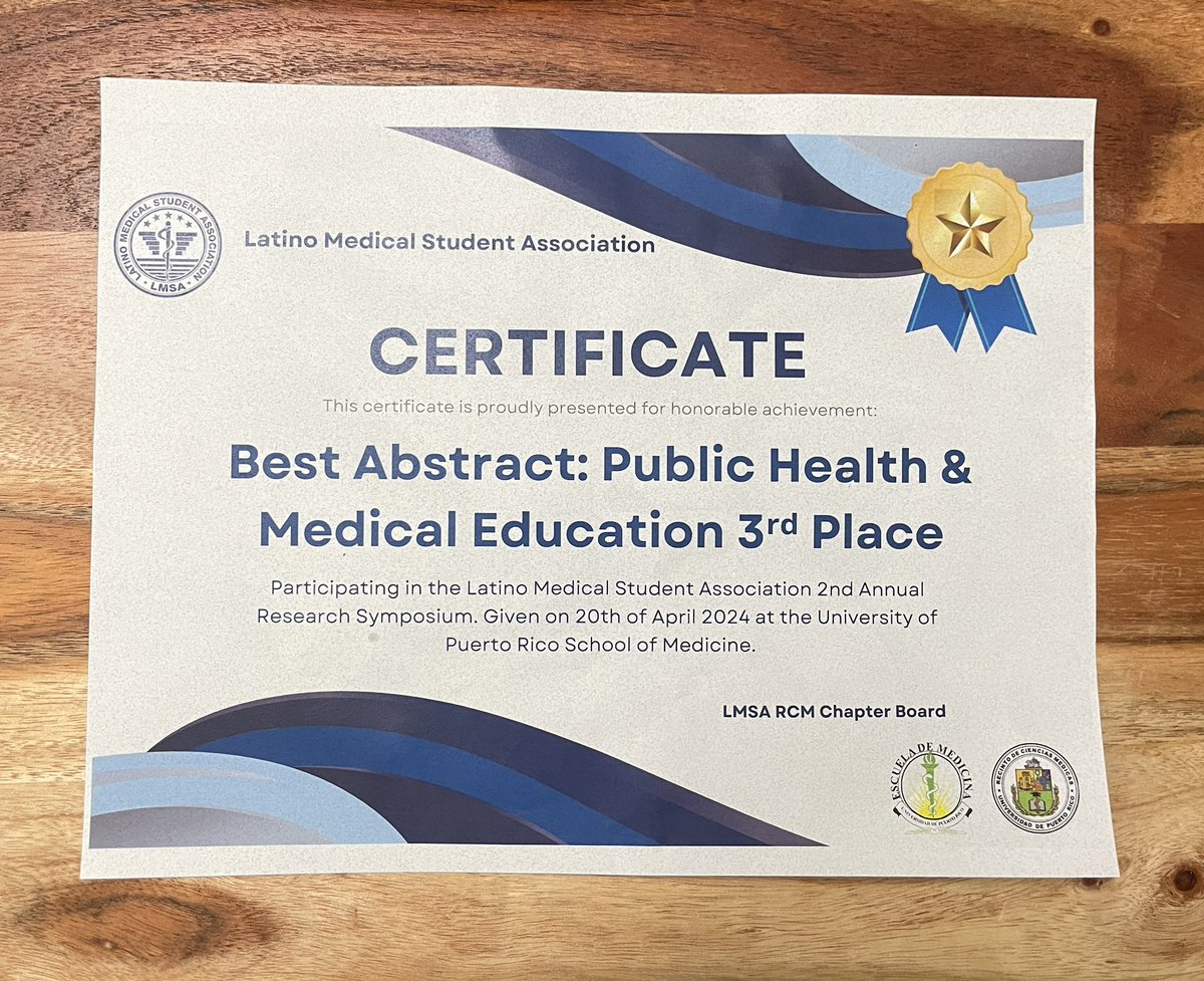 Yesterday I presented a poster at the LMSA Research Symposium at University of Puerto Rico. Grateful that our medical education project abstract earned 3rd place recognition 🥉 Proud to be a member of @LmsaNational and blessed to work alongside an amazing team