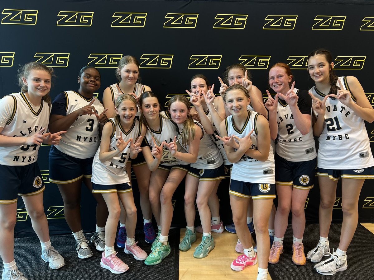 Shout out to the @ElevateNYgirls 8th grade team for winning the Championship and securing the chain🔗🔒 Great effort today! #ZGChain
