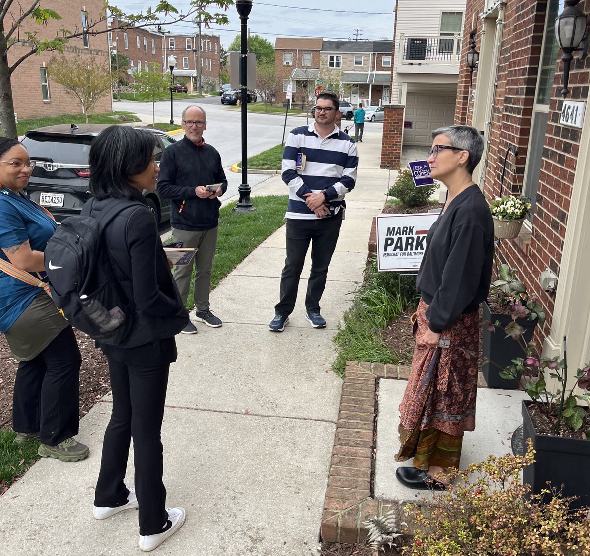 seannaronsays's tweet photo. Another Sunday, another growing team out for @ShannonSneed4MD, led by Maryland’s own @TomPerez.
Just a couple of get stuff done Democrats. #NeedforSneed. https://t.co/w0mlxOgPhT