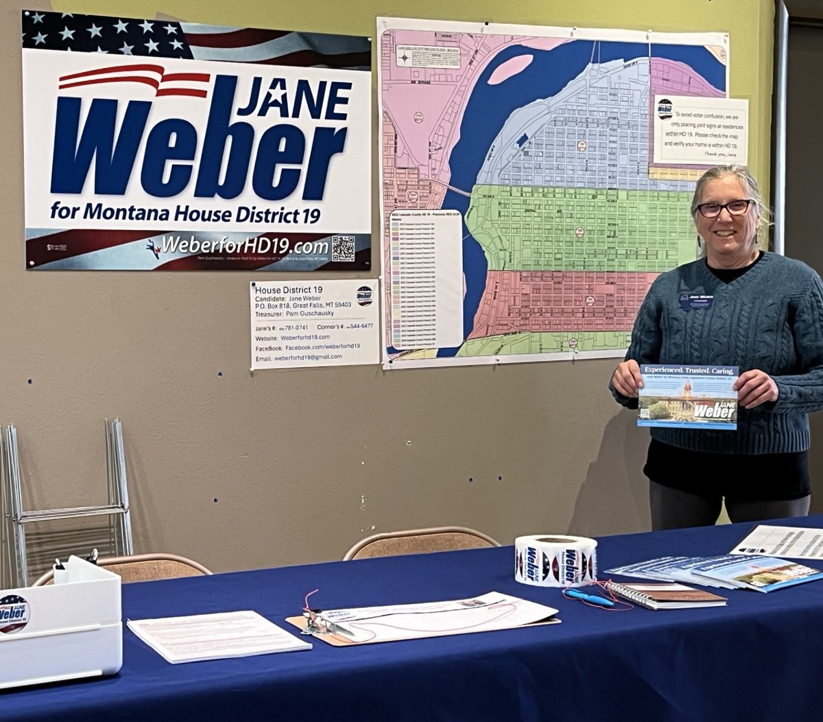 Today, we set up the 'Weber for HD19' table in the new  Coordinated Campaign Democratic Office at 514 Central Avenue. Come visit our campaign table, sign up to volunteer, snag some of our literature, or take home a sign if you reside within House District 19.
#weberforhd19