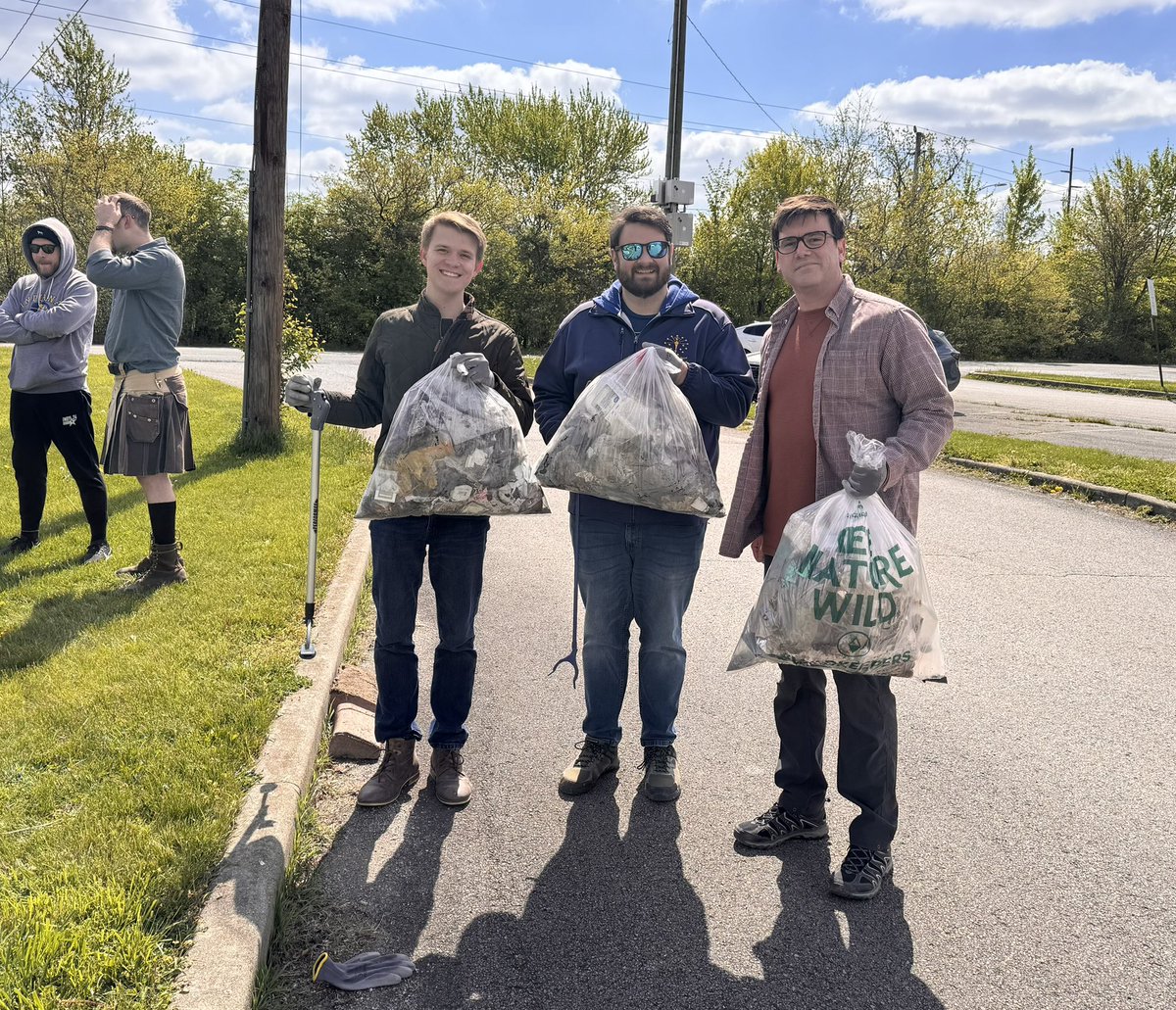 Great cleanup today at Sahm Park (District 4’s pride and joy) with two friends! It was an awesome time and wonderful to meet some constituents for the first time. I am very thankful to have had so many cleanups in the last week to keep our community clean during Earth Day…