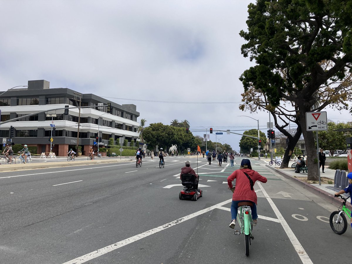 @AlexFischCC @MobilityForWho @jprovince @bubbaforcc @chickitta @CicLAvia Great running into you, too. We should have protected bike lanes on every arterial, every day