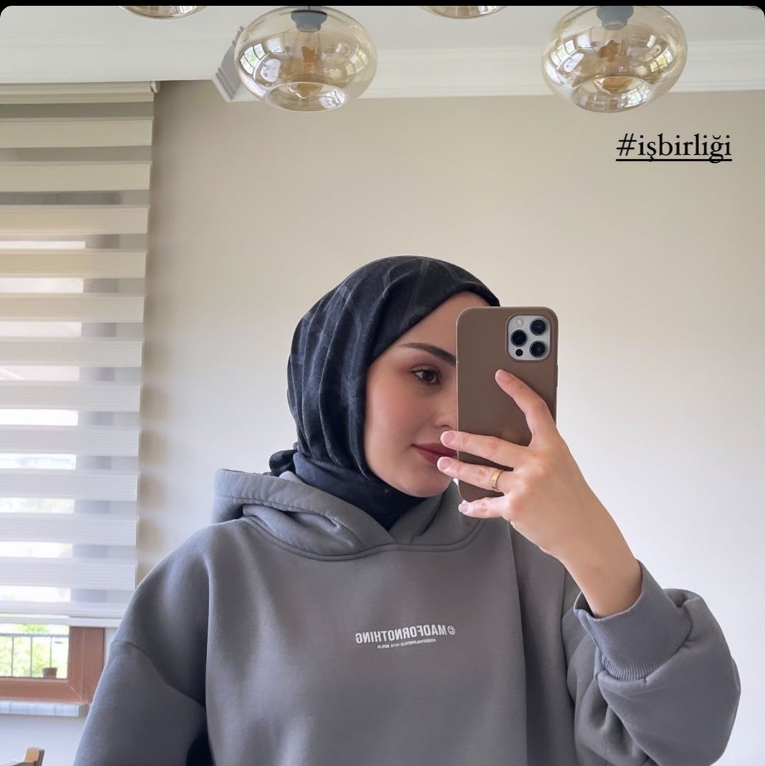 arthrya3's tweet photo. في هذا العالم المتخم بالأنانية والذاتية، يجب أن نتذكر أن العطاء والإحسان هما القوة التي يمكننا استخدامها لتحقيق الترابط المجتمعي، إذا أدركنا أهمية تلك القيم النبيلة فسنجد في الحياة معانٍ عميقة ونتلمّس السعادة الحقيقية والتوازن الداخلي، وبها نؤسس العلاقات الإنسانية الصحية والمتينة https://t.co/vc40n9hZeF