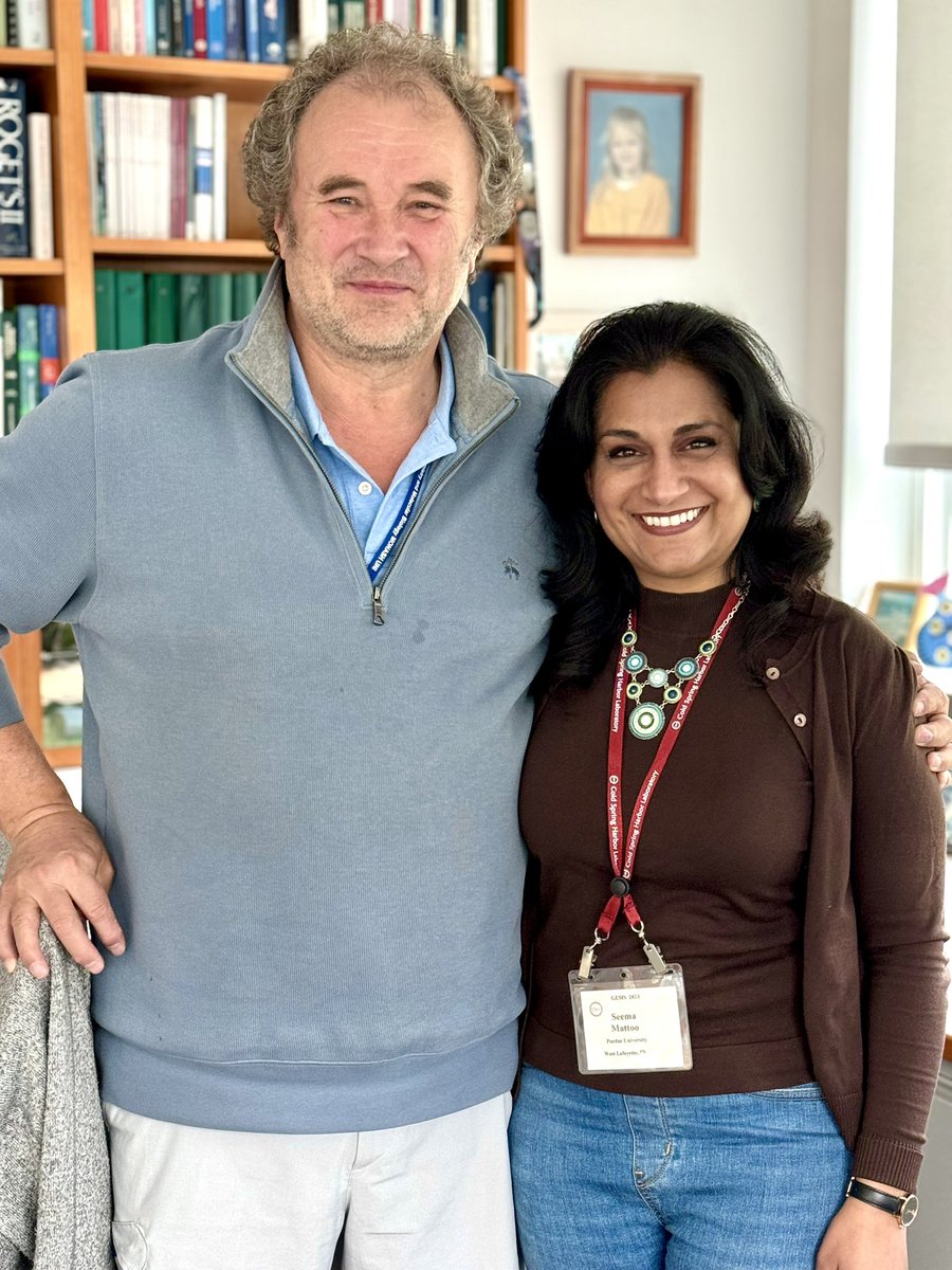MattooLab's tweet photo. A chance encounter w/ a @CSHL postdoc led me to Nick Tonks, discoverer of protein tyrosine phosphatase PTP1B. We chatted about science, my wonderful mentor Jack Dixon & how @DrBenNeel facilitated exciting scientific discussions despite being competitors. #ScienceDoneRight https://t.co/eDViqhAPpd