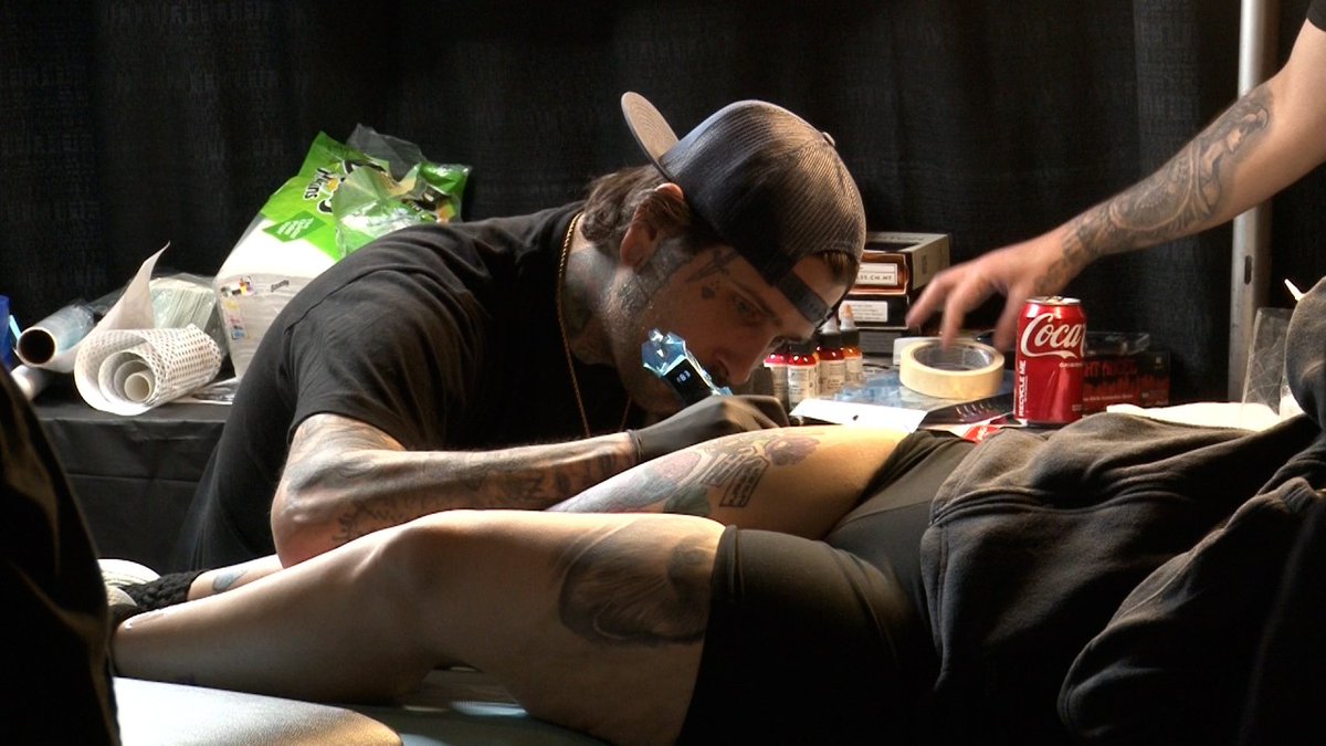 Hundreds of tattoo artists attend Morgantown Tattoo Expo trib.al/HFz3SF7