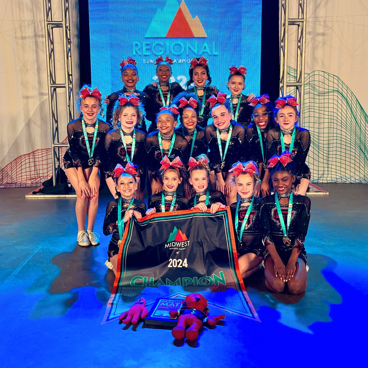 GymTymeIL's tweet photo. Congrats STYLE … Youth 3 Midwest Regional Summit 2024 CHAMPS!! #Season9 #CheckMeowt https://t.co/gEMIhCmTdg