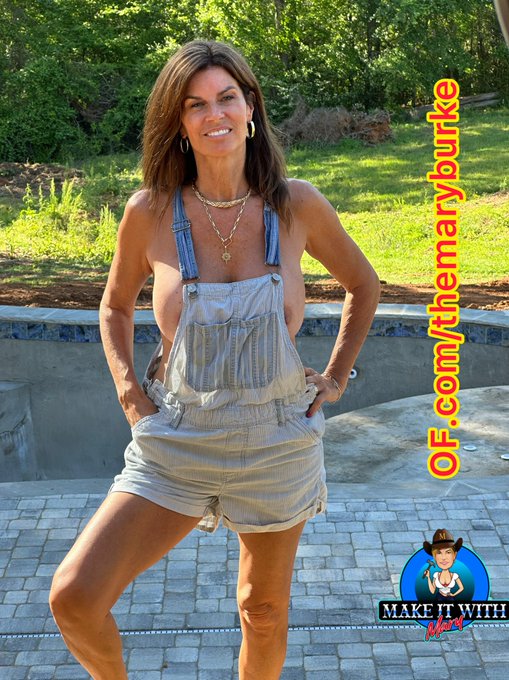 Bored tonight? Cum find me. 💦💦💦 You won&rsquo;t be bored anymore. ❤️ https://t.co/KKwQdsucQd https://t.co/