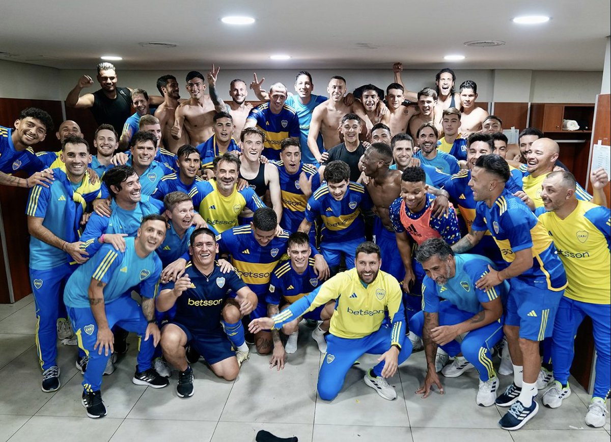 la12tuittera's tweet photo. ESTO SIGUE BOQUITA 💙💛💙

SEMIFINALISTAS 👊🏻 https://t.co/C9gLM4lK0M