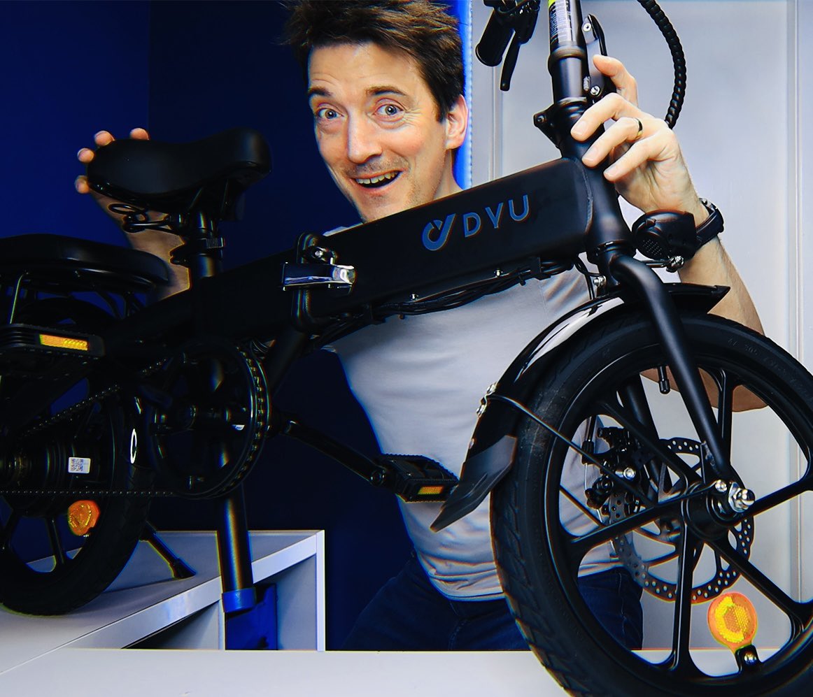 mcphoney's tweet photo. We got our hands on one of these! 
Check out the review here ➡️➡️➡️

https://t.co/GN7QkLez4M

#electricbike #ebike #battery #DYU #A1F #ElectricCars #reviews #YouTube #tech #TechnologyNews #gadget #gadgets https://t.co/JdjuRZ8ZXw