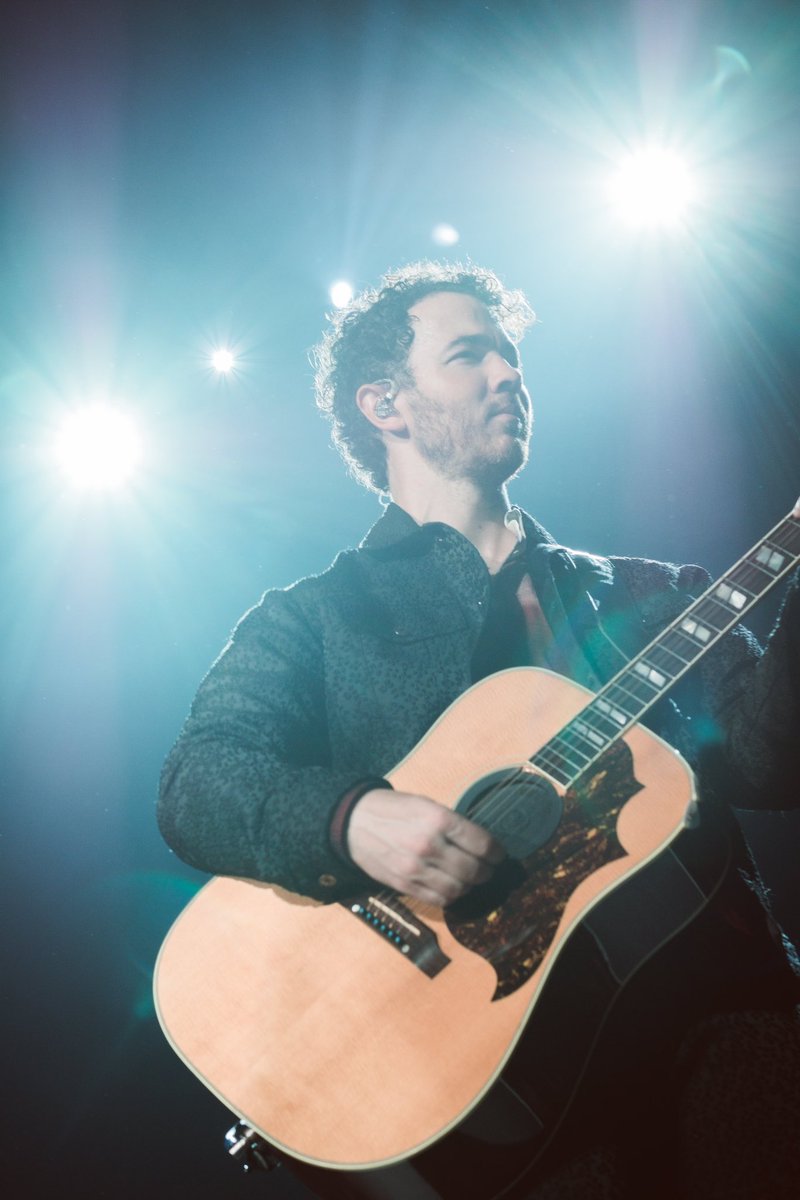 kevinjonas's tweet photo. Thank you Colombia! 🇨🇴 https://t.co/khfoxTocPn