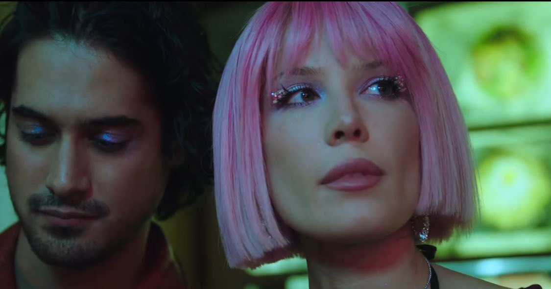 halsey500's tweet photo. Halsey and Avan Jogia https://t.co/52Lay1bKQy