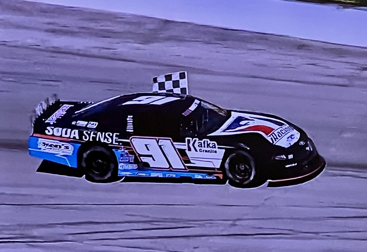 TobyRaceProds's tweet image. Got ‘er done today at the ASA @MidwestTour opener at @SlingerSpeedway today with @TyMajeski and team. 🏁🏆 #TOBYCar