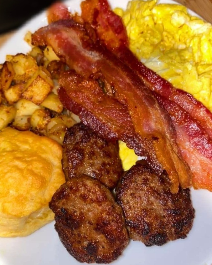 Bacon 🥓 Sausage Scrambled Eggs Potatoes and Biscuit homecookingvsfastfood.com 
#homecooking #homecookingvsfastfood #food #fastfood #foodie #yum #myfood #foodpics