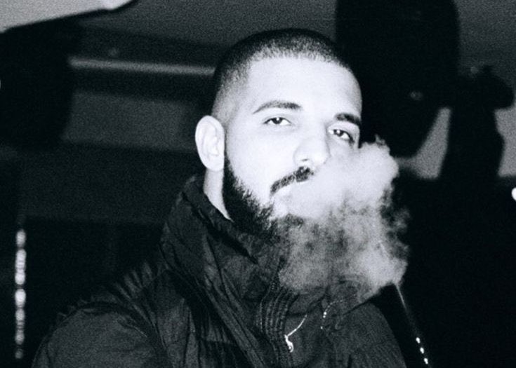 EXECUTIVEXMEDIA's tweet photo. Drake’s “Push Ups” is now challenging for a top ten debut on the Billboard Hot 100 following a very strong increase in streams second day.
Drake and Doja Cat are the only rappers who can go toe to toe with Taylor Swift streams. #Droja is iconic https://t.co/G5Zzp3HCWI