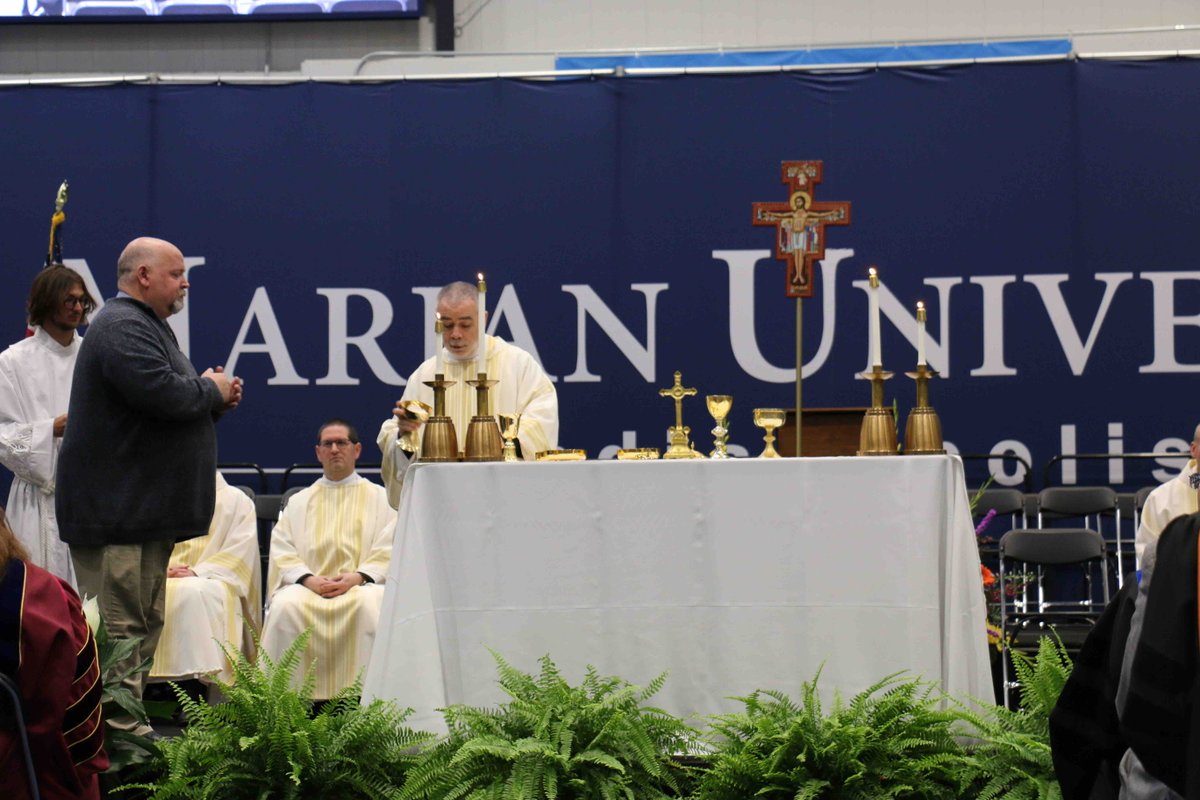 Fourth Sunday of Easter John 10:14-15 “I am the good shepherd, and I know mine and mine know me, just as the Father knows me and I know the Father;” Seniors make sure to attend the graduation mass on Saturday May 4, at 10:00 A.M. More information at Marian.edu/commencement