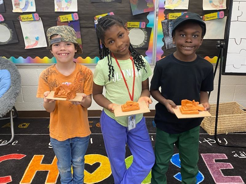 RBWTinyTigers's tweet photo. Ms. Meehan's 2nd grade class was busy last week be creative making growing patterns in math, writing their name in braille after learning about Louis Braille and making amazing Pueblo Indian houses with clay.  What a busy and fun week! https://t.co/0tj5FBv0lG