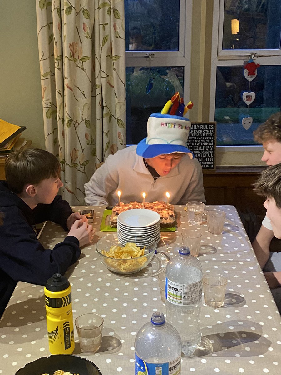 Many happy returns Kingfisher Reuben. Wishing you a great birthday from all in house. @SchoolHouse_Sed