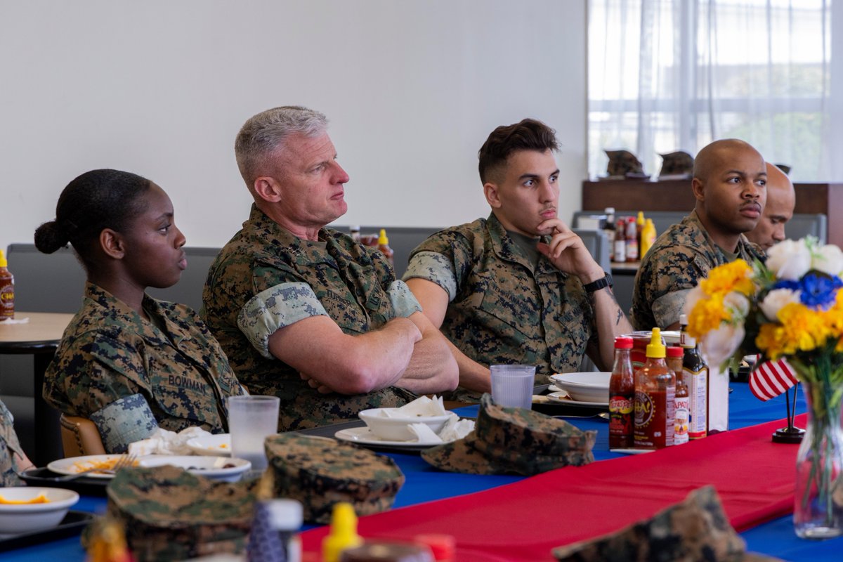 Lt. Gen. Roger Turner, the commanding general of III MEF visited the #Marines of MAG-12 to recognize their hard work and dedication to the Marine Corps’ mission in the Indo-Pacific. Photos by Sgt. Jose Angeles