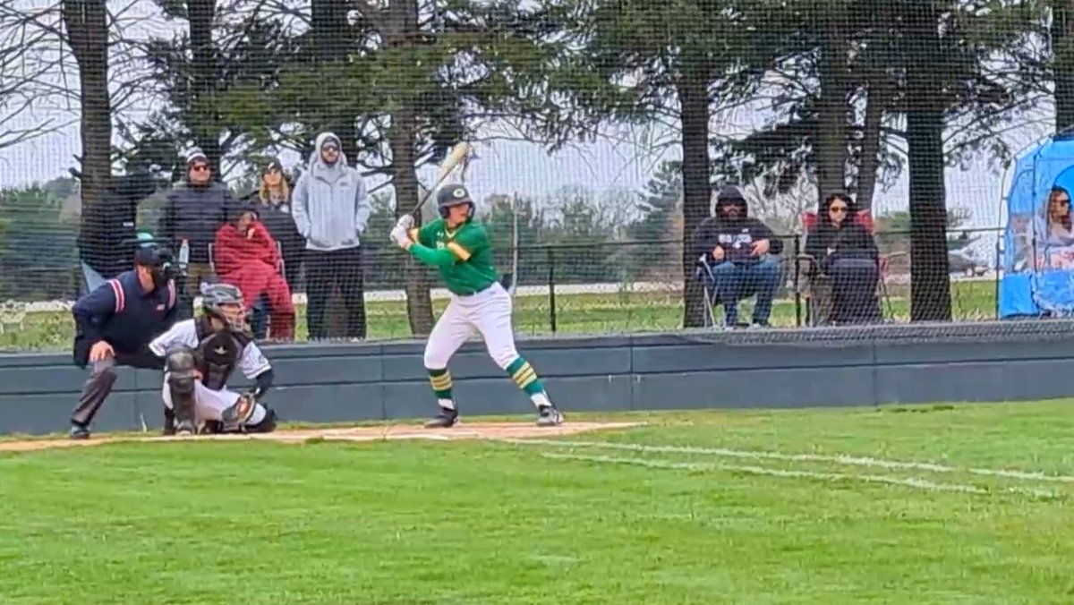 '24 @ECRedDevilsBase commit @Palmer124482 (OF) smoked a 2B, driving in 2 and came around to score for Geneseo vs. Galesburg on Saturday.
