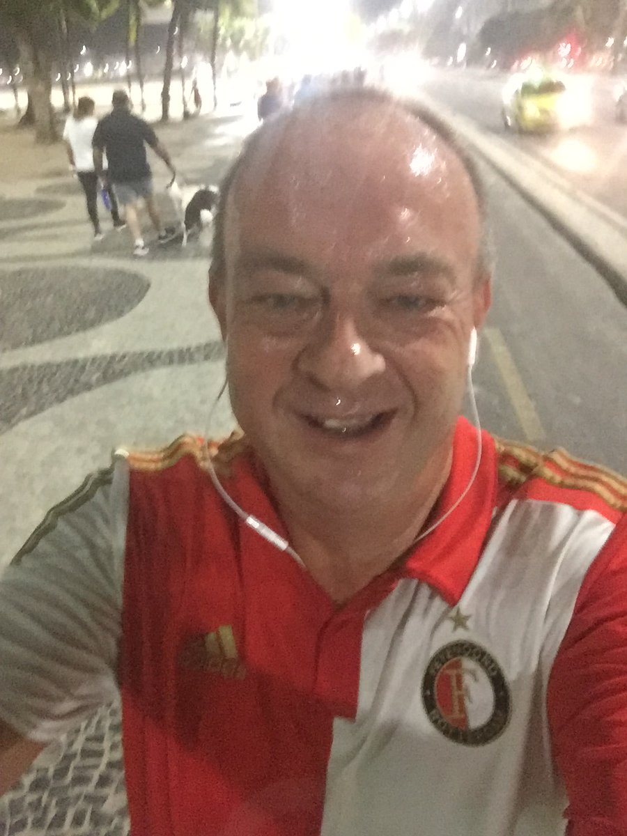 holandes26's tweet image. &quot;Hé, daar gaat de bekerwinnaar!&quot; #campeãodacopaemcopa #runrunrun #TOTOKNVBBeker #feyenoord #lifeinrio