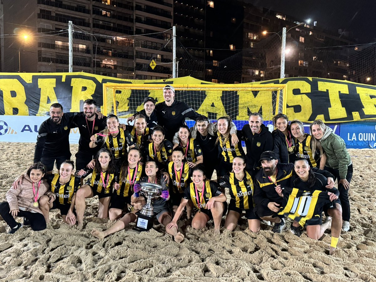 BICAMPEONAS URUGUAYAS! 💛🖤🏆