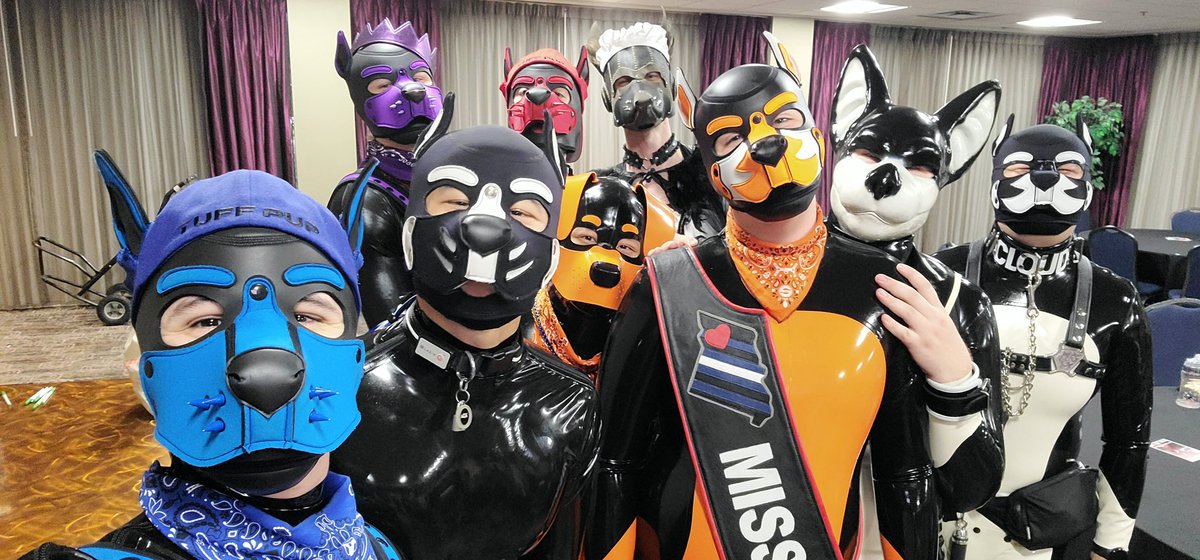 pupvibi's tweet photo. Austin Kink Weekend was truly one of the best experiences of my life and Iβm happy with my friends and with pack.πππ #austinkinkweekend #Skittlessquad
@Pup_Skittles_ , @RavePuppyApollo, @WolfPupIncubus, @astr0pup, @puppyAzule https://t.co/h0ENbH3Utp