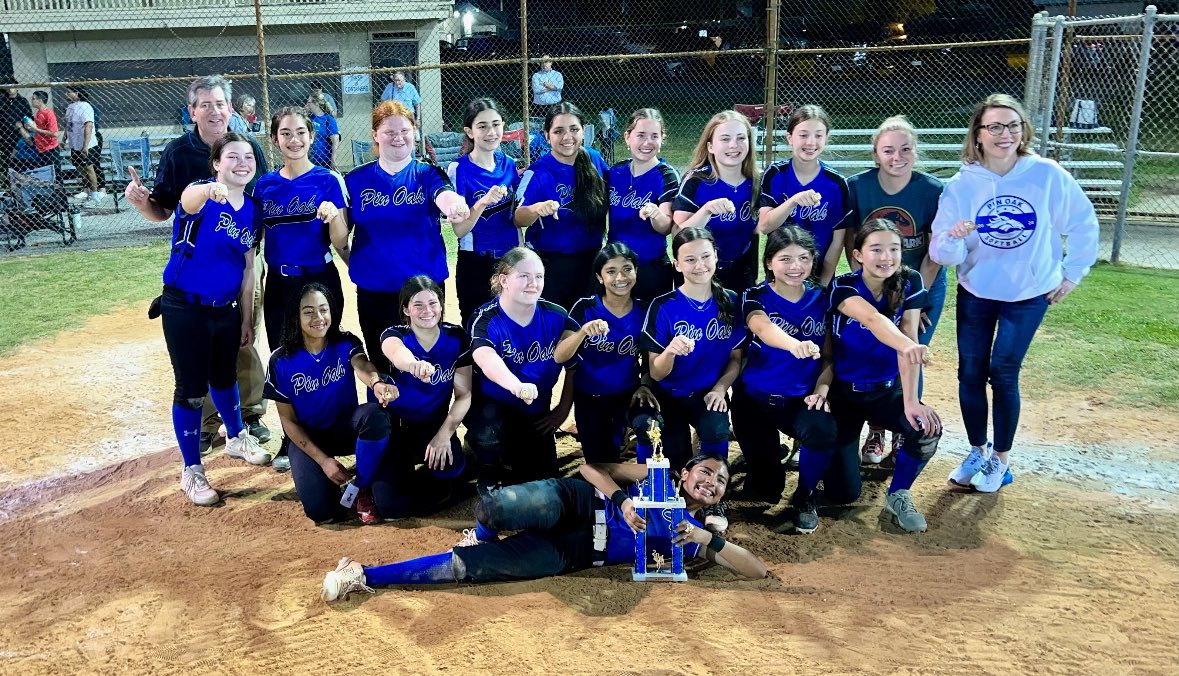 🏆🏆UNDEFEATED District Softball Champions for 2 years in a row!! 🥎 
#WeArePinOak #ChargerNation 
#ChargerCoaches #ProudPrincipal