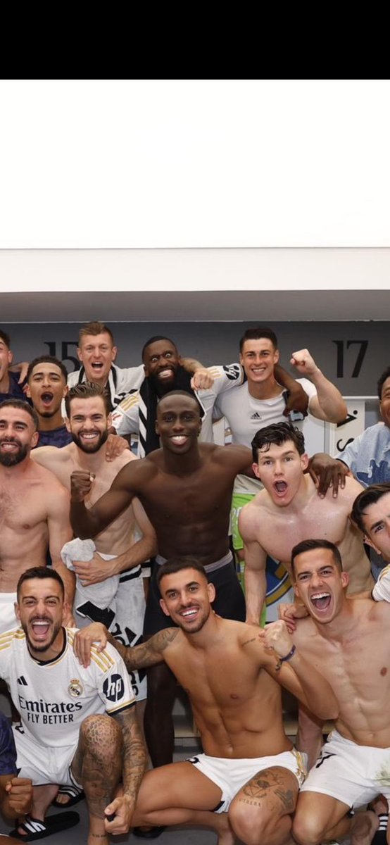 Jmb416's tweet photo. @ToniRuediger eres el mejor y te la pela!😂 https://t.co/Bg0Kdh7wgq