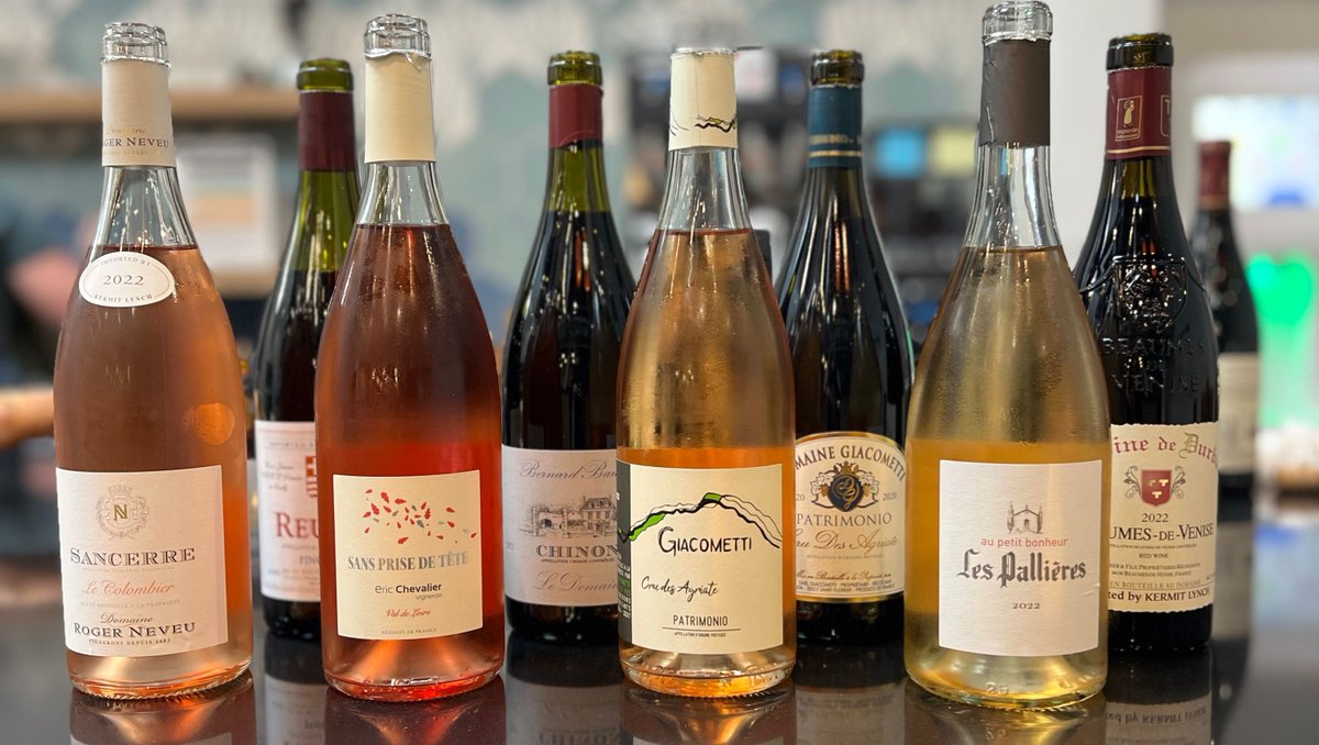 Here's a fun wine tasting theme: French roses + their red counterparts. It's a great way to explore different regions, varietals, and wine making styles. All of these can be round @KermitLynchWine 🍷 🇫🇷 #wine #winetasing #frenchwine #rose #loire #corsica #rhonevalley