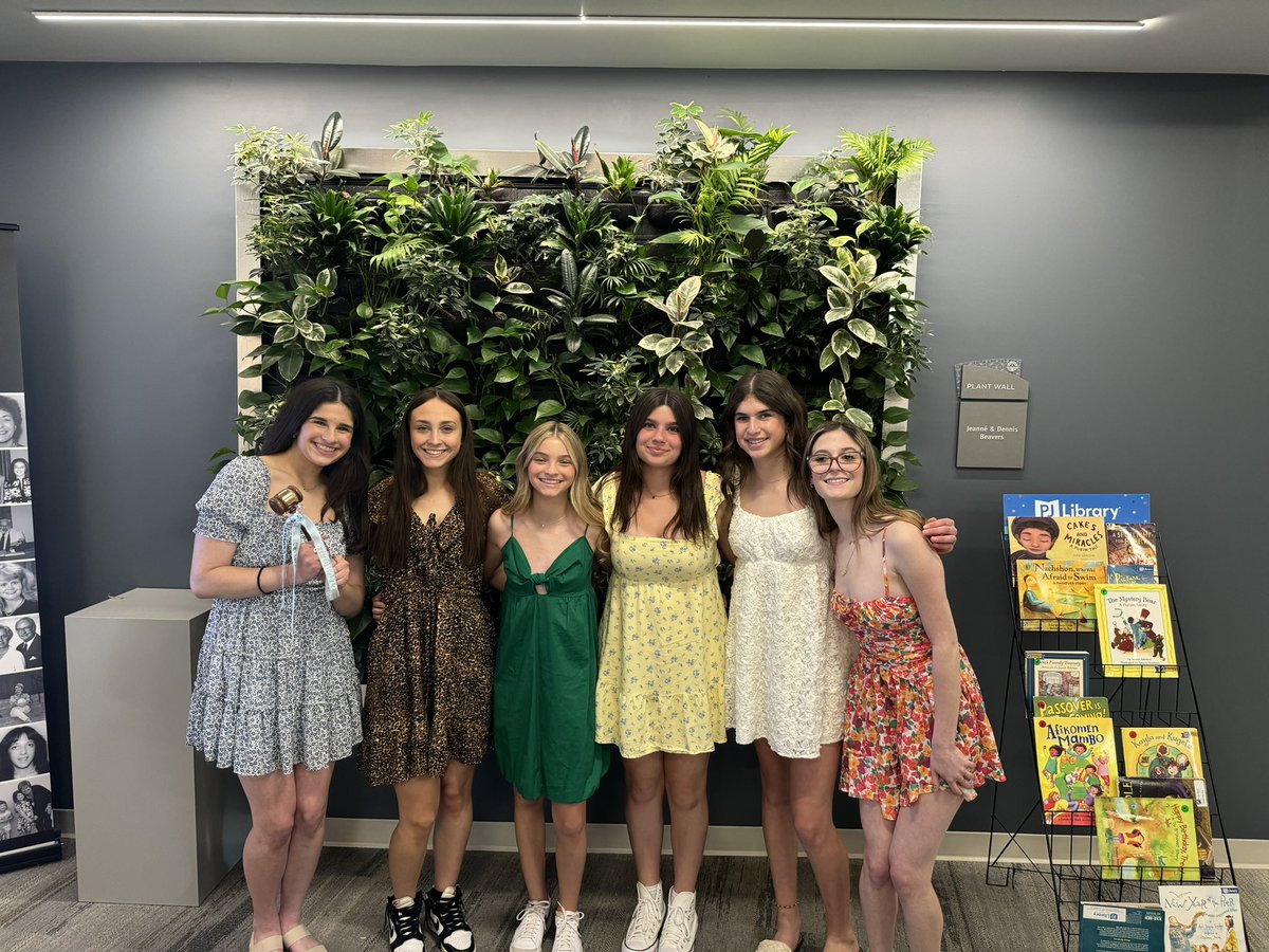 Your 70th Omaha Council BBG and <a href="/mzyoshanah/">MZ Yoshanah #2053</a> chapter board 

N’siah-Elizabeth Brodkey 
S’ganit-Juliette Boehm Smith
MIT Mom-Megan Kugler
Mazkirah- Sienna Maskin 
Gizboirit- Makayla Lucoff
Sh’licha-Courtney Schwarz