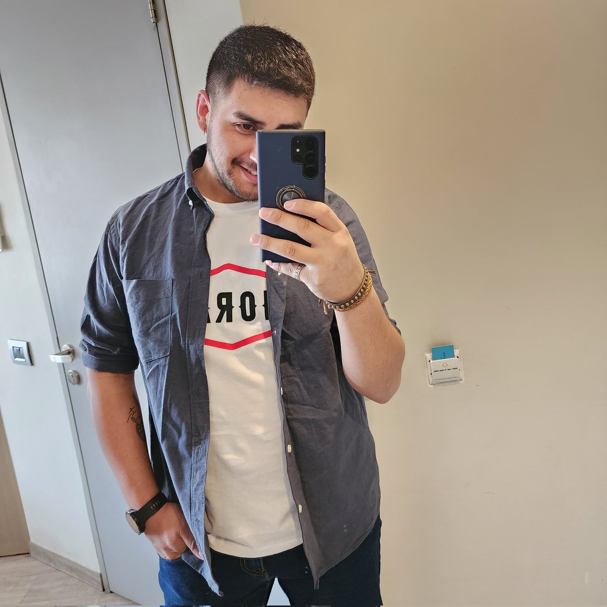 Fulag91's tweet photo. #NuevaFotoDePerfil https://t.co/Xn57iUZYzy