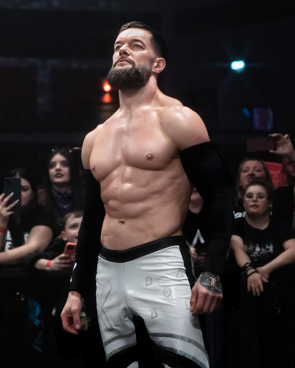 The best 𝙙𝒂𝙢𝒏 thing that your eyes have ever seen. .