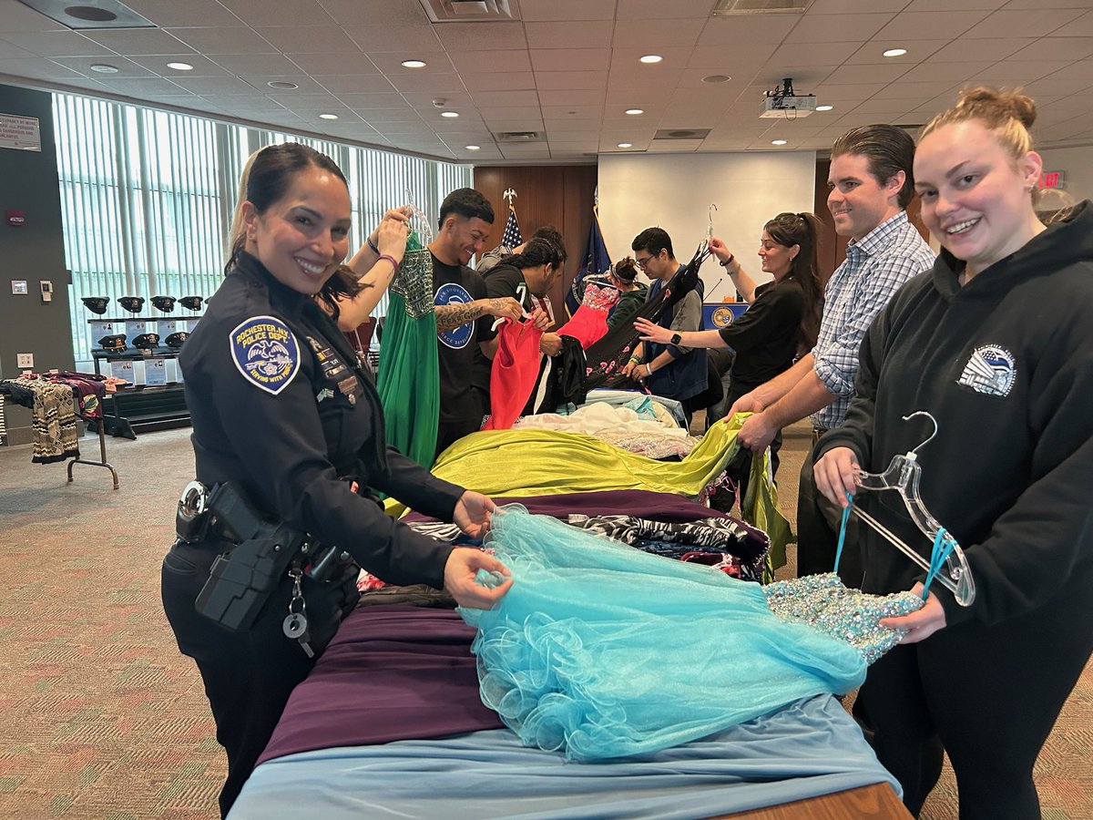 RecruitmentRpd's tweet photo. The Integrated Health & Workforce Development held a Prom dress drive this past weekend, over 100+ gowns were donated by members of our group & community in an effort to make prom special for every attendee! 👗👗👗👗
#joinrpd #workforcedevelopment #rochesterpolicedepartment https://t.co/SQcaYQfzEo
