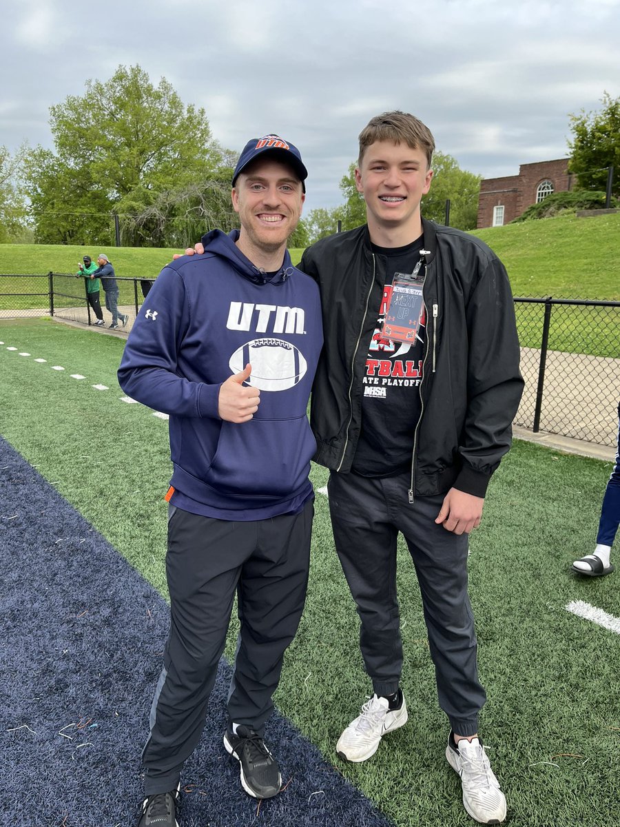 Had a great time at @UTM_FOOTBALL spring game loved meeting the coaches and hope to be back soon!! @CoachModelski @CoachAClifton @RedHawkFB @EDGYTIM