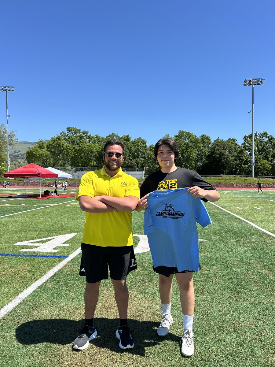 Just finished up a phenomenal @TheChrisRubio Spring Camp in Danville and I can confidently say, California still has the best long snappers in the country. Thank you to @AjCampos52 @DavisSalom @Tim_Hernandez70 for great instruction! 
#RubioFamily