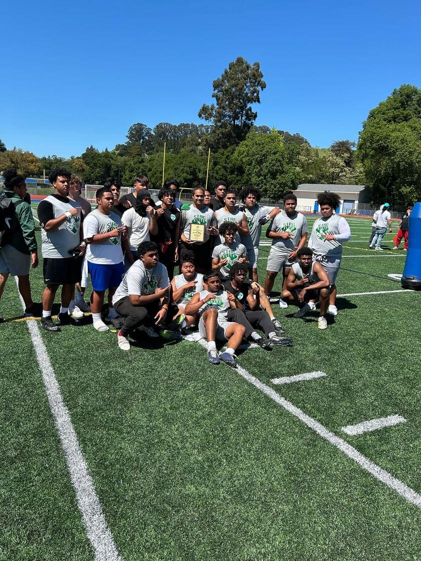 FanaikaSione's tweet photo. Had a great time at KING OF THE HILL competing with my brothers. Took home the Dub 🏆 shout out to @StagEliteBosses

@coach_rincon01 @BrandonHuffman @GregBiggins @PGregorian https://t.co/xTQaTwLqbv