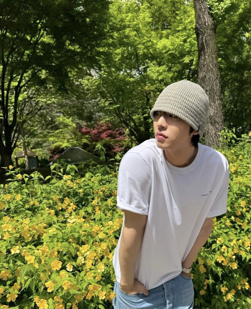 hyoseop95's tweet photo. 🌱💚🧚🏻‍♂️👒🐢🌿🪴🍃☘️🌳🌵🌲
#AhnHyoSeop https://t.co/vkQ7tRh0Kb