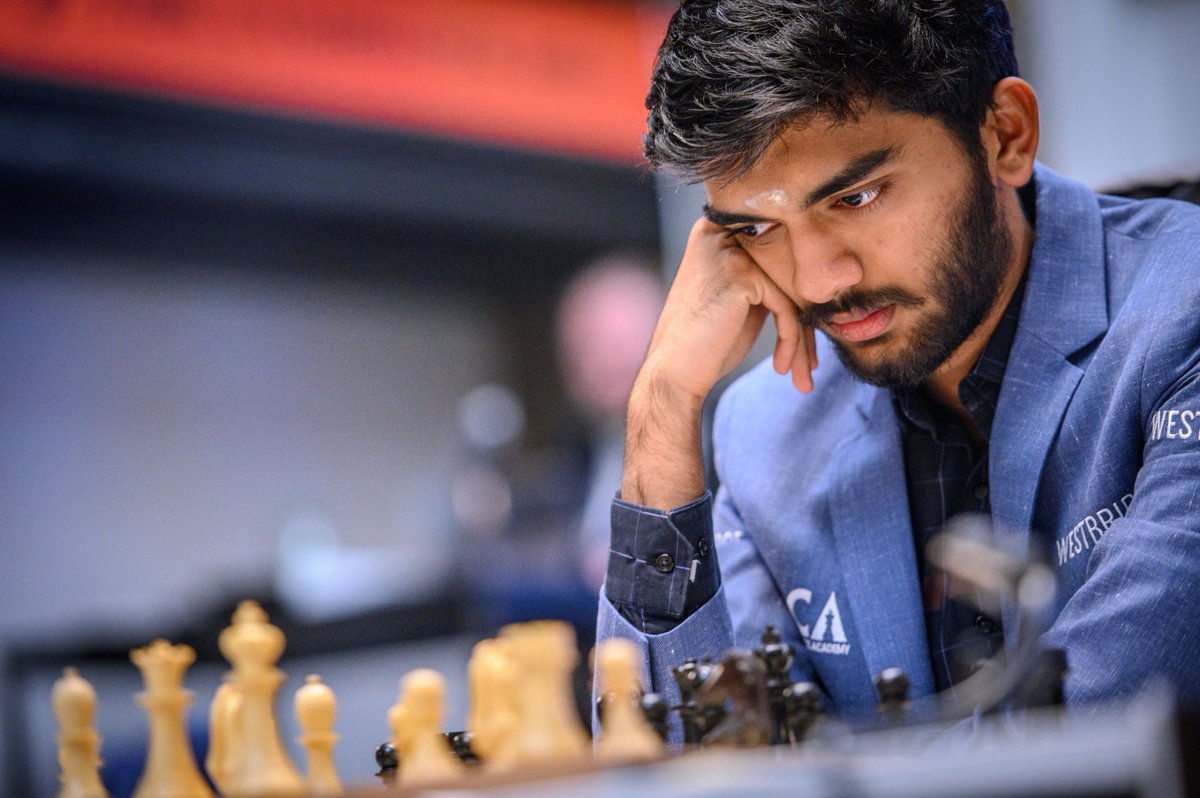 #Chess D Gukesh wins #FIDECandidates🔥🔥 He is the youngest-ever World Championship challenger and will now face off against Ding Liren. The 17-year-old drew his final round game against Hikaru Nakamura to finish with 9 points. 📸: Michal Walusza/FIDE