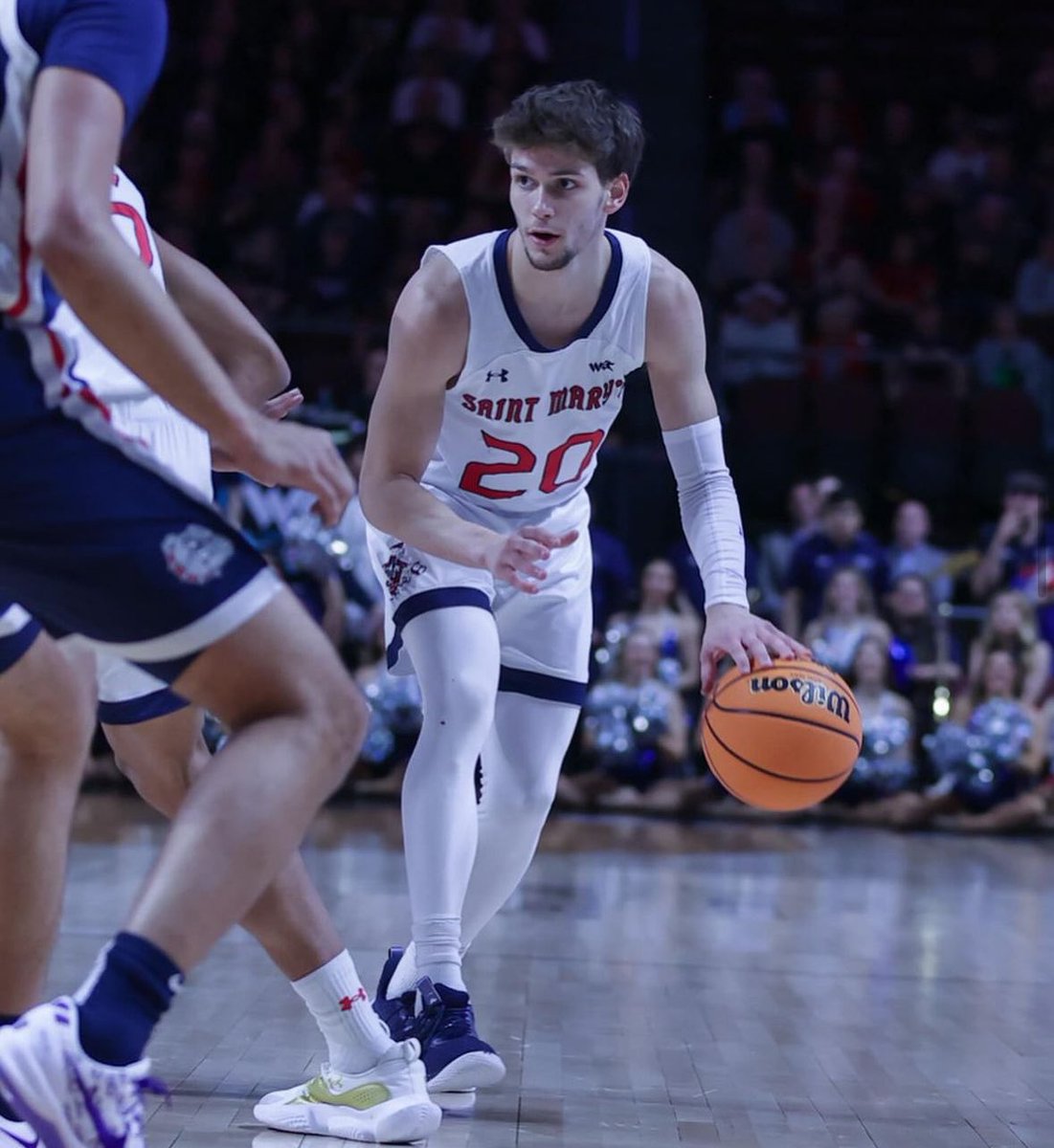 St Mary’s stud Aidan Mahaney is visiting Creighton tomorrow🔵⚪️ The 6’3 G led St Mary’s in scoring this past year at 13.9 PPG. Would be a perfect fit in the Creighton offense. Welcome to Omaha🐦 @amahaney_2