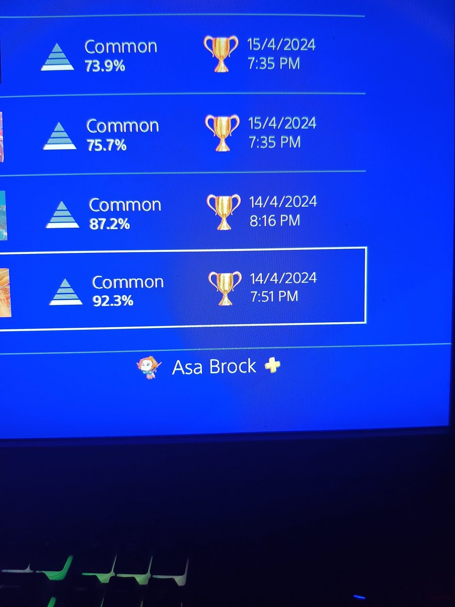 xxiSpacer's tweet photo. as if i "platinumed" miles morales in 8 days 😬

good game. new game + was shit tho https://t.co/goC8Q9kRYh