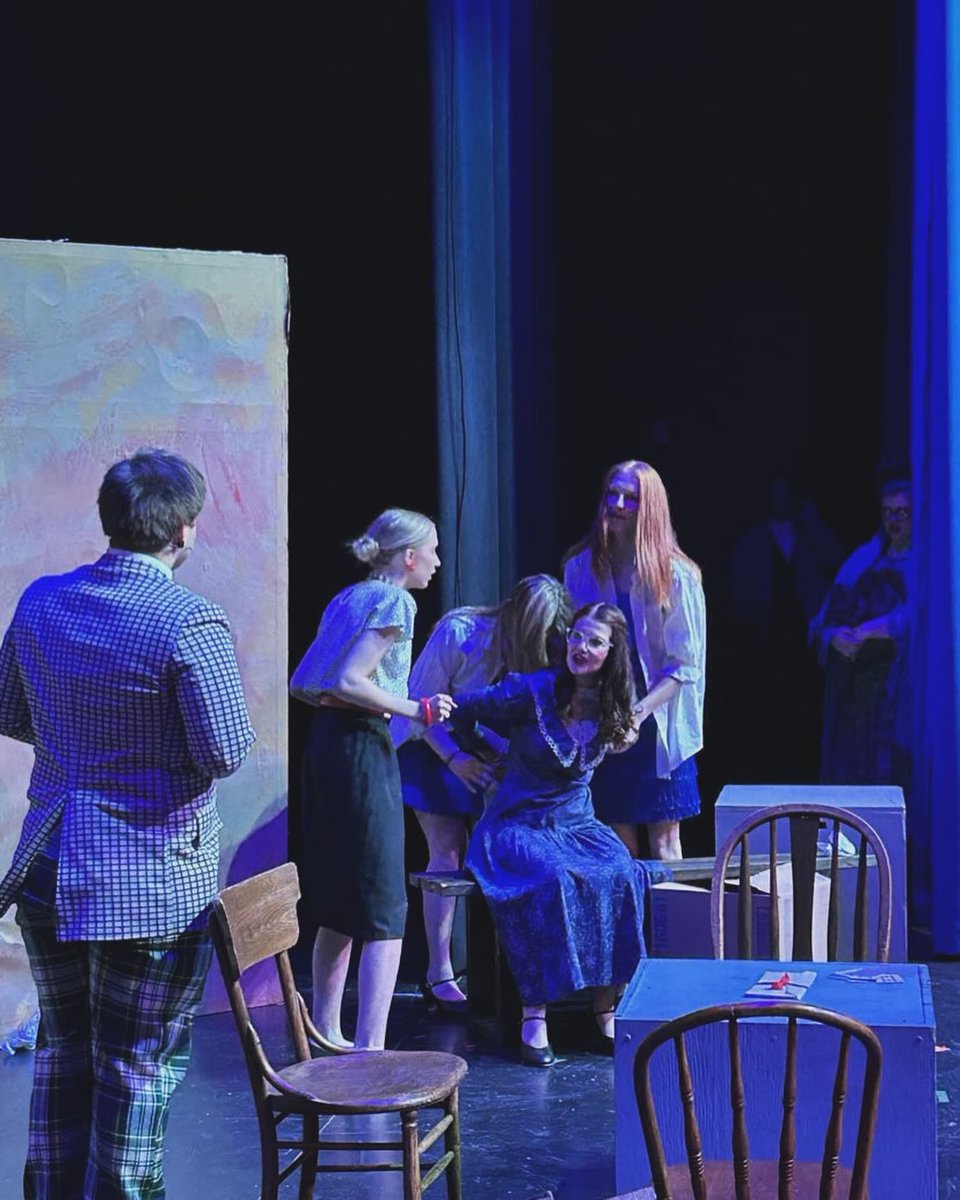 AGPSFineArts's tweet photo. AND THATS A WRAP ON SHERLOCK HOLMES 🔎
There are to many words to describe how proud we all are of everyone involved in this production. Major shoutout to Janice Jacobs, Jordyn Sheil, and Jeff Kuhl. This was Jordyn and Janice’s last show directing. Thank you for being amazing! https://t.co/mM7i0KiJSa