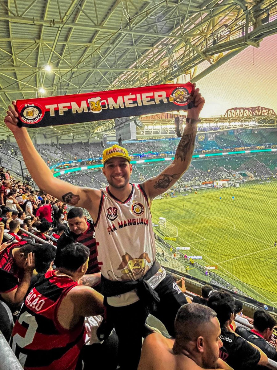 Sempre haverá um Coiote!

Presente no Allianz Parque para VARmeiras x FLAMENGO, válido pela 3ª rodada do Campeonato Brasileiro

#Flamengo 
#ClubeDeRegatasDoFlamengo #CRF 
#FlaManguaça 
#MaiorChoppDoBrasil 
#EmbriagadosPeloMengão 
#CampeonatoBrasileiro 
#Brasileirão #palxFLA