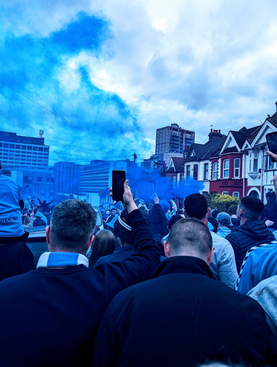 Marcbesty's tweet image. March to the Arch #PUSB