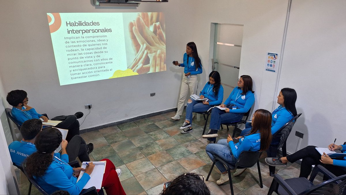 AquaJuventud's tweet photo. 💧📚Módulo II: Habilidades blandas y voluntariado, más liderazgo comunicativo. 

 #AquaJuventud 
 #DesarrolloSostenible
#Transparencia 
#WASH 
#Agua 
#AguaySaneamiento https://t.co/c5WXCWnuLe