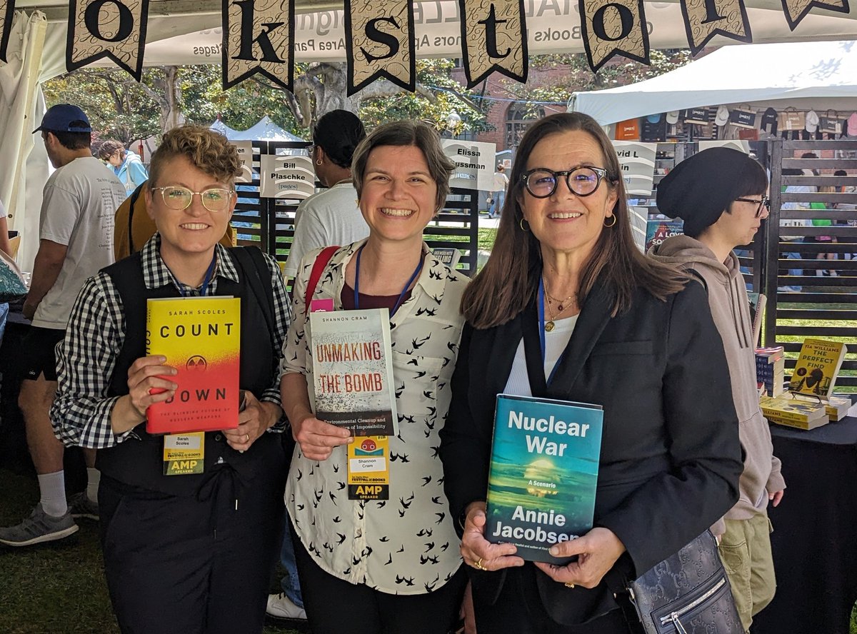 Thanks to @latimesfob for asking @AnnieJacobsen, Shannon Cram, and me to do a panel about nuclear weapons. And thanks to @margotroosevelt for moderating. Hope we didn't scare everybody too much.